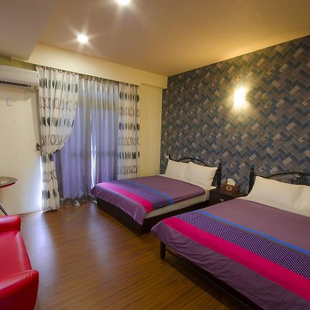 Sunny House Apartment Luodong Bagian luar foto