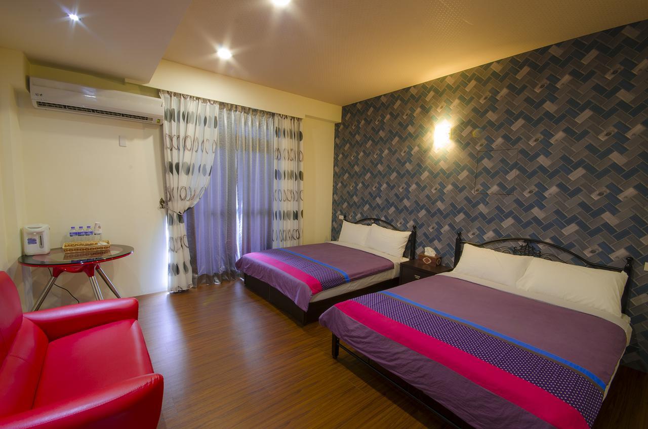 Sunny House Apartment Luodong Bagian luar foto