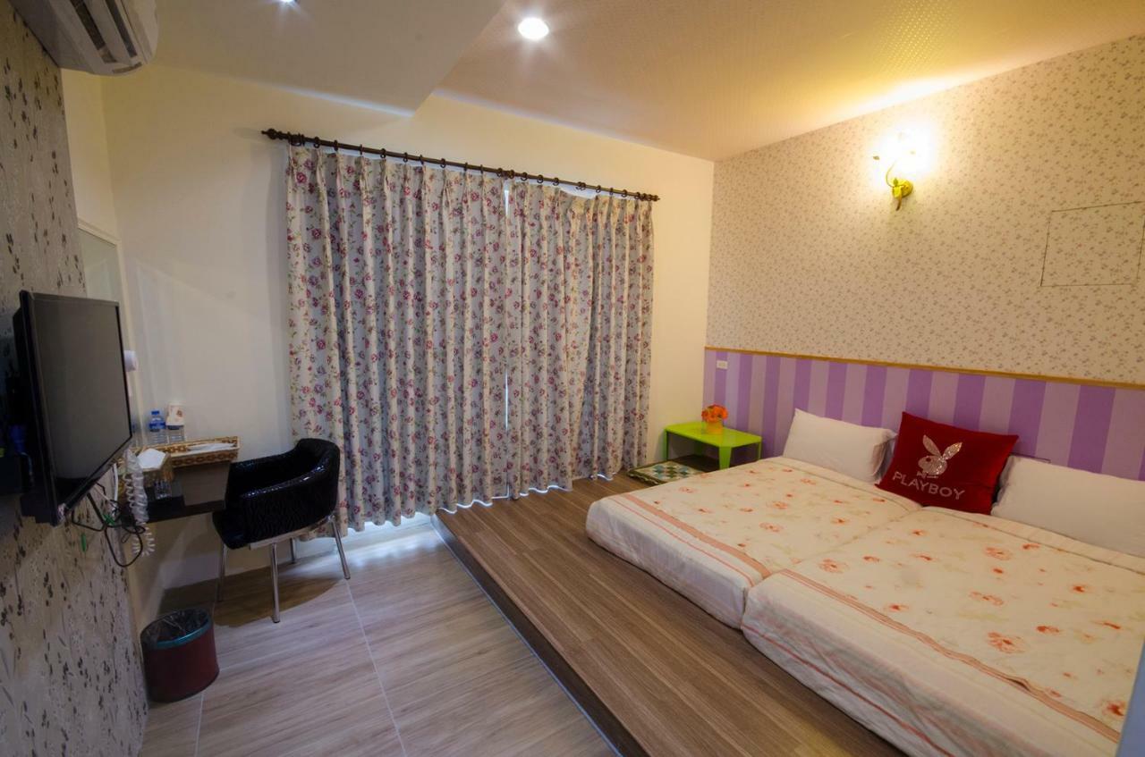 Sunny House Apartment Luodong Bagian luar foto